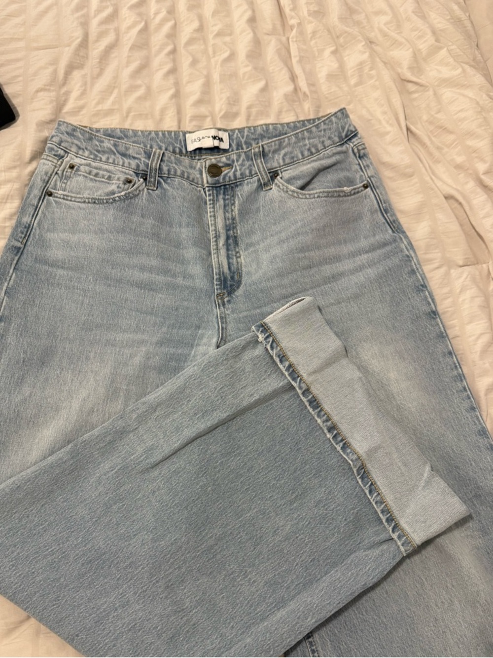 Fashion Nova Light Wash Women’s High-Rise Straight Jeans - Light Blue